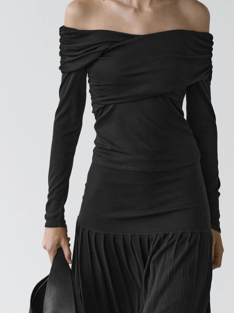 Топ с открытыми плечами из лиоцелла и шерсти