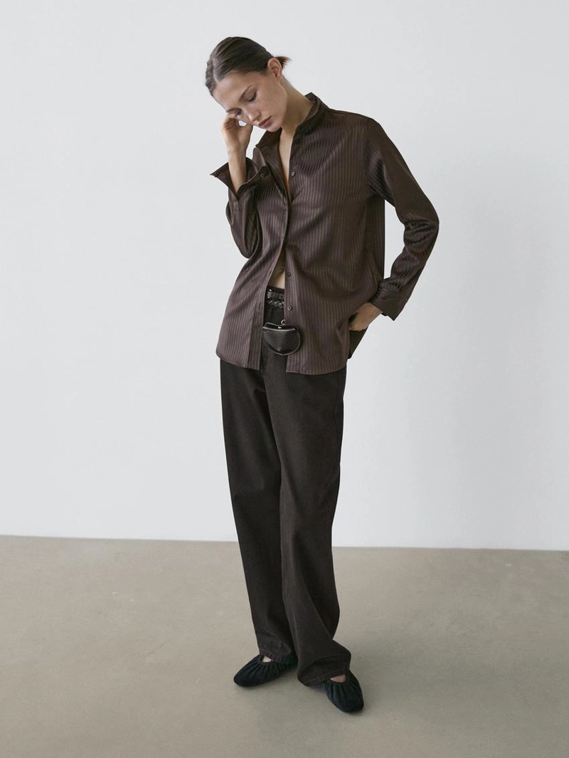 Рубашка с полосками и свободным покроем