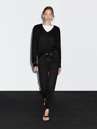 Джинсы средней посадки узкого кроя до середины голени- Заказать в России