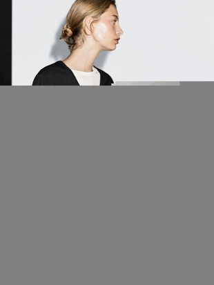 Джинсы средней посадки узкого кроя до середины голени- Заказать в России