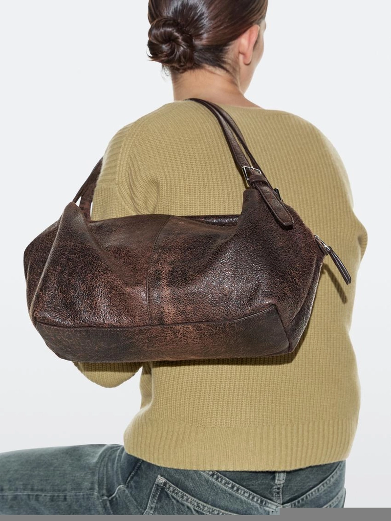 Большая сумка-чемодан из натуральной кожи нубука