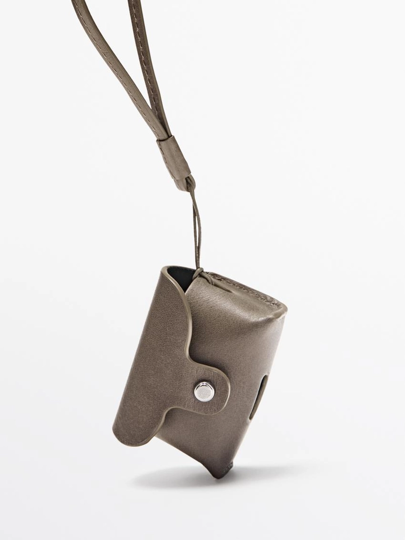 Кожаный чехол для airpods из натуральной кожи