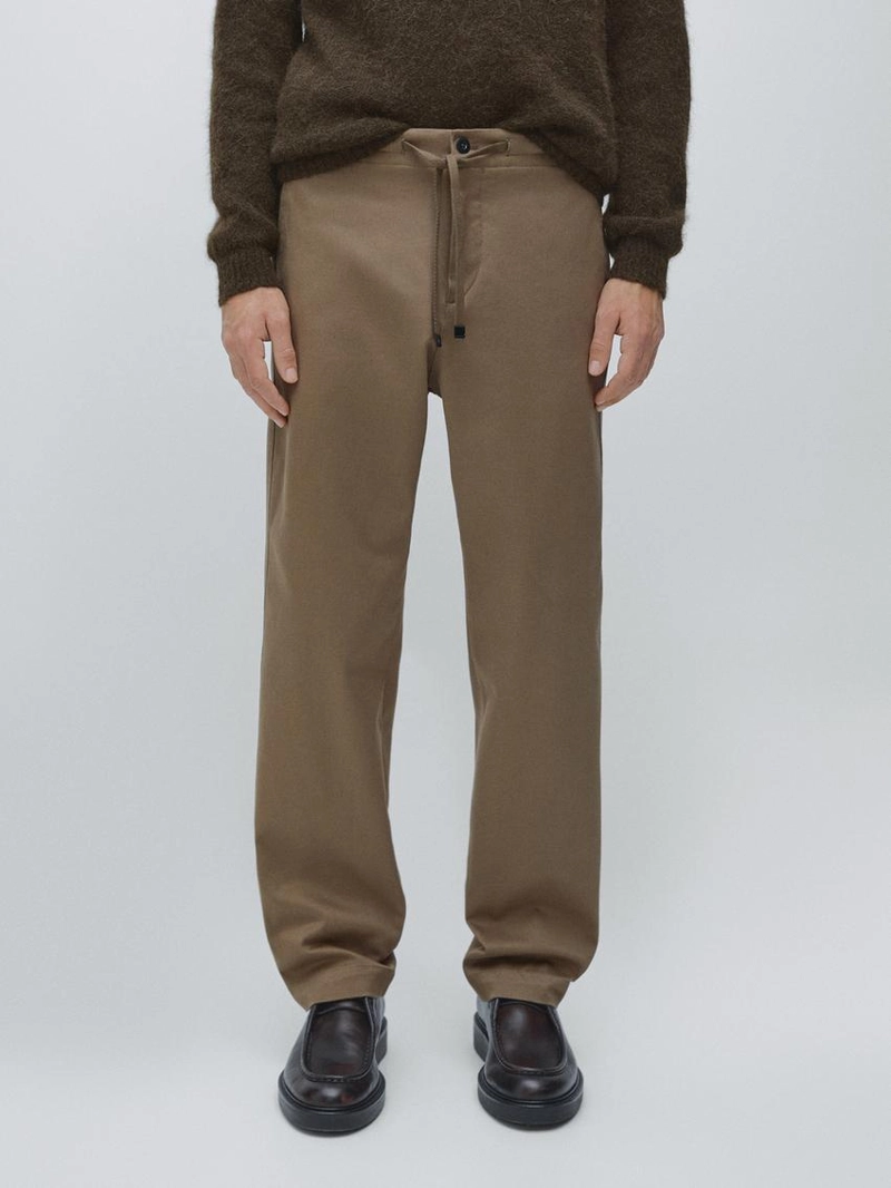 Брюки спортивного кроя из хлопково-смесовой ткани