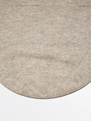 Шапка из тонкого вязаного полотна- Заказать в России