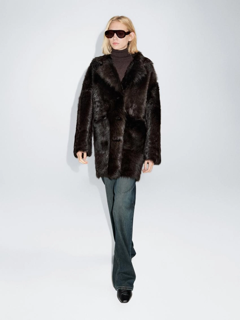 Длинное кожаное пальто с мехом