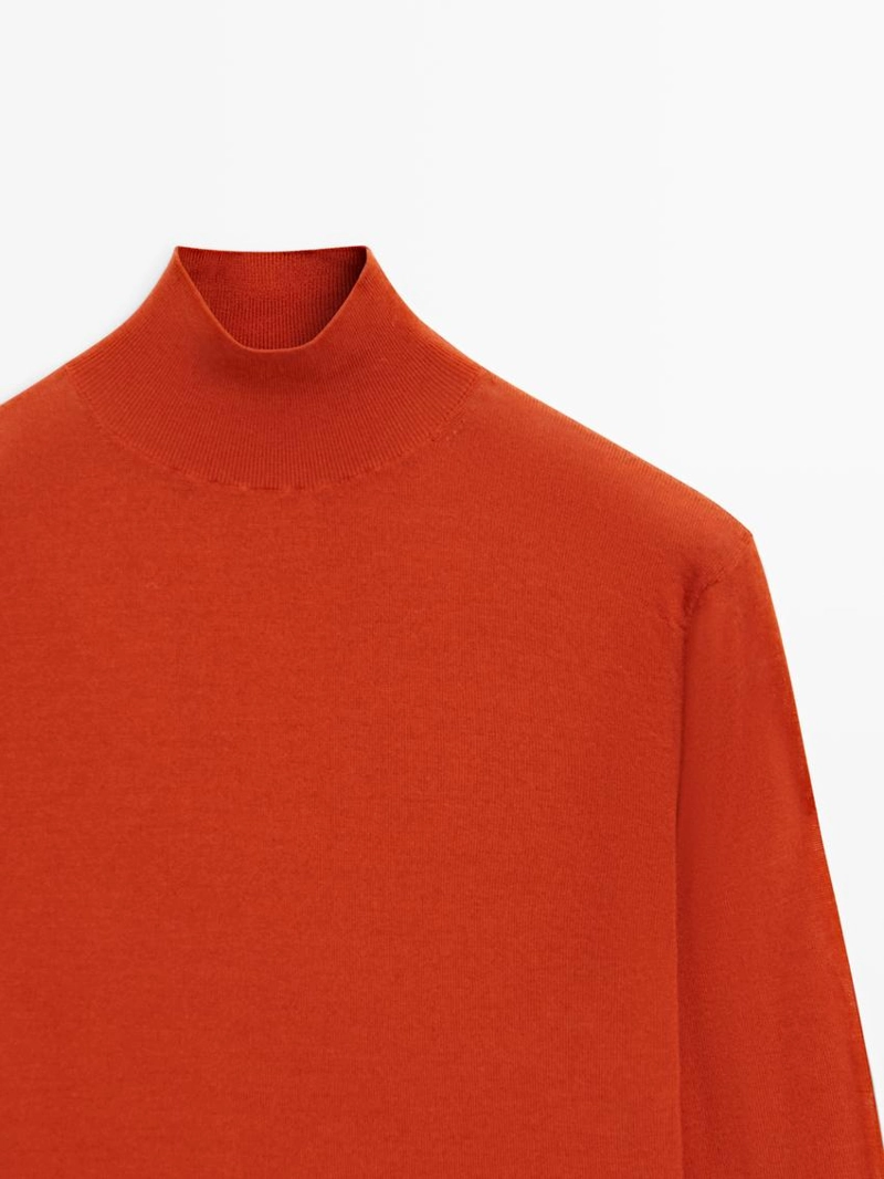 Свитер с высоким воротником из 100% шерсти