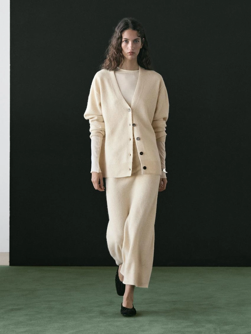 Кардиган с v-образным вырезом из вязаного альпака и шерсти