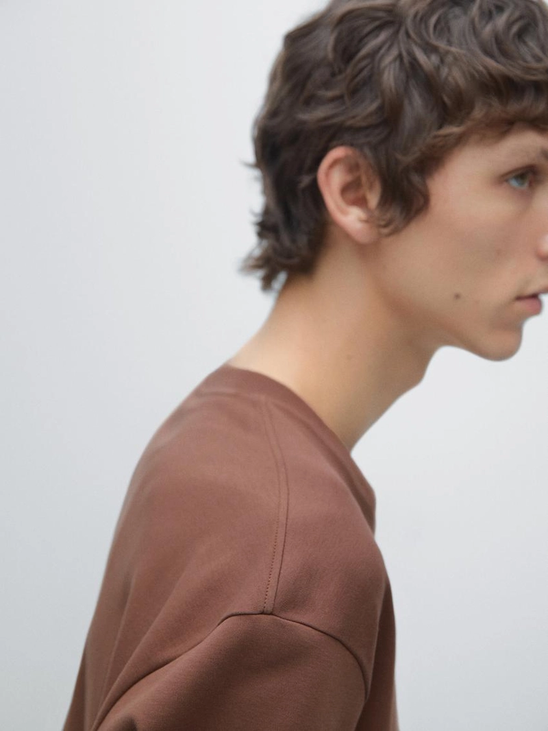 Футболка с коротким рукавом из 100% хлопка средней плотности