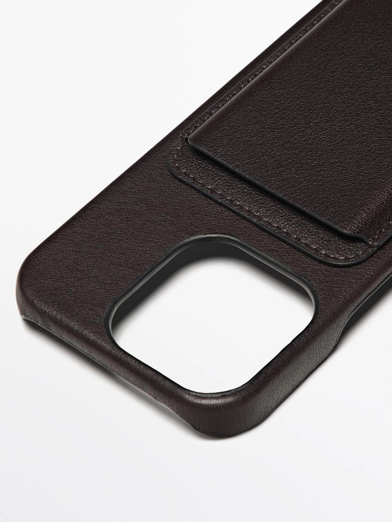 Чехол из натуральной кожи nappa для iphone 16 pro