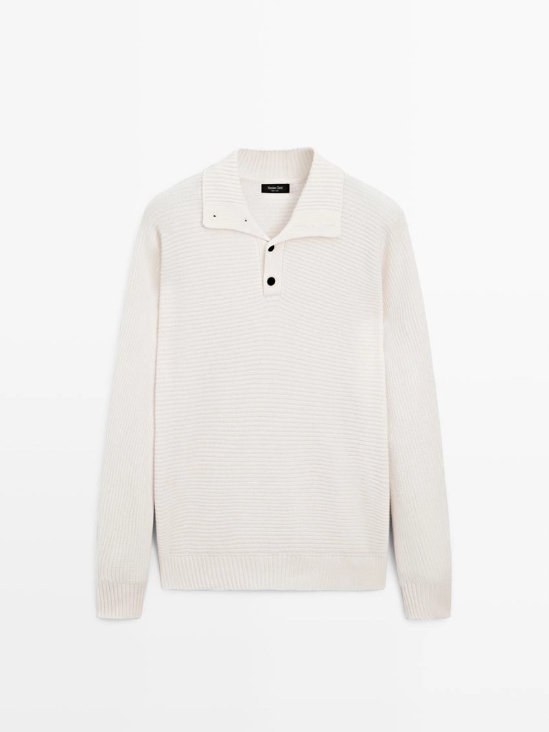 Вязанный свитер с воротником на пуговицах