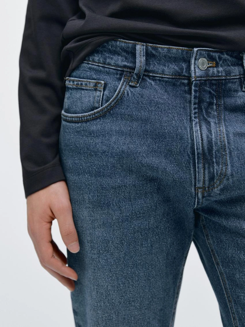 Джинсы slim fit