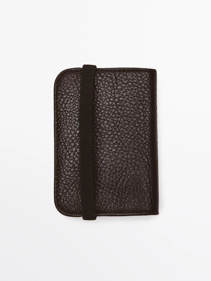 Кардхолдер из натуральной кожи с клапаном