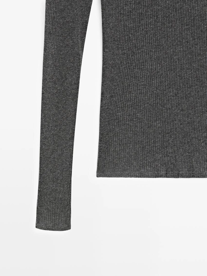 Лонгслив с деталями из ребристого трикотажа