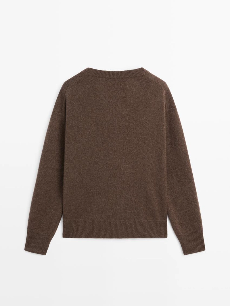 Свитер с v-образным вырезом из 100% кашемира