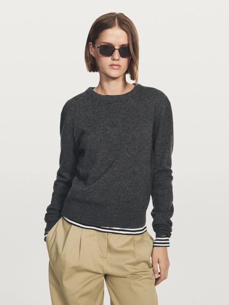 Свитер из шерсти с круглым вырезом