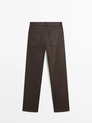 Брюки прямого кроя с высокой посадкой и восковым покрытием- Заказать в России