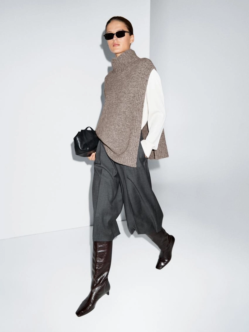 Бермуды из 100% шерсти с длинными дартсами