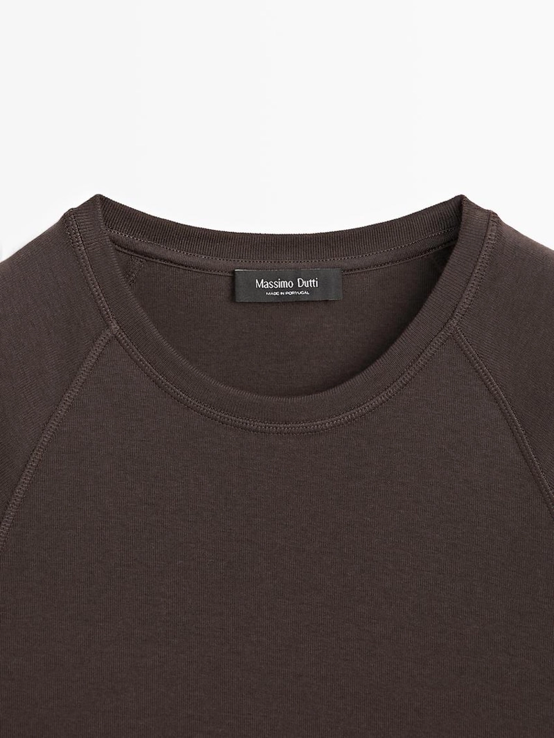 Хлопковая футболка с короткими реглановыми рукавами