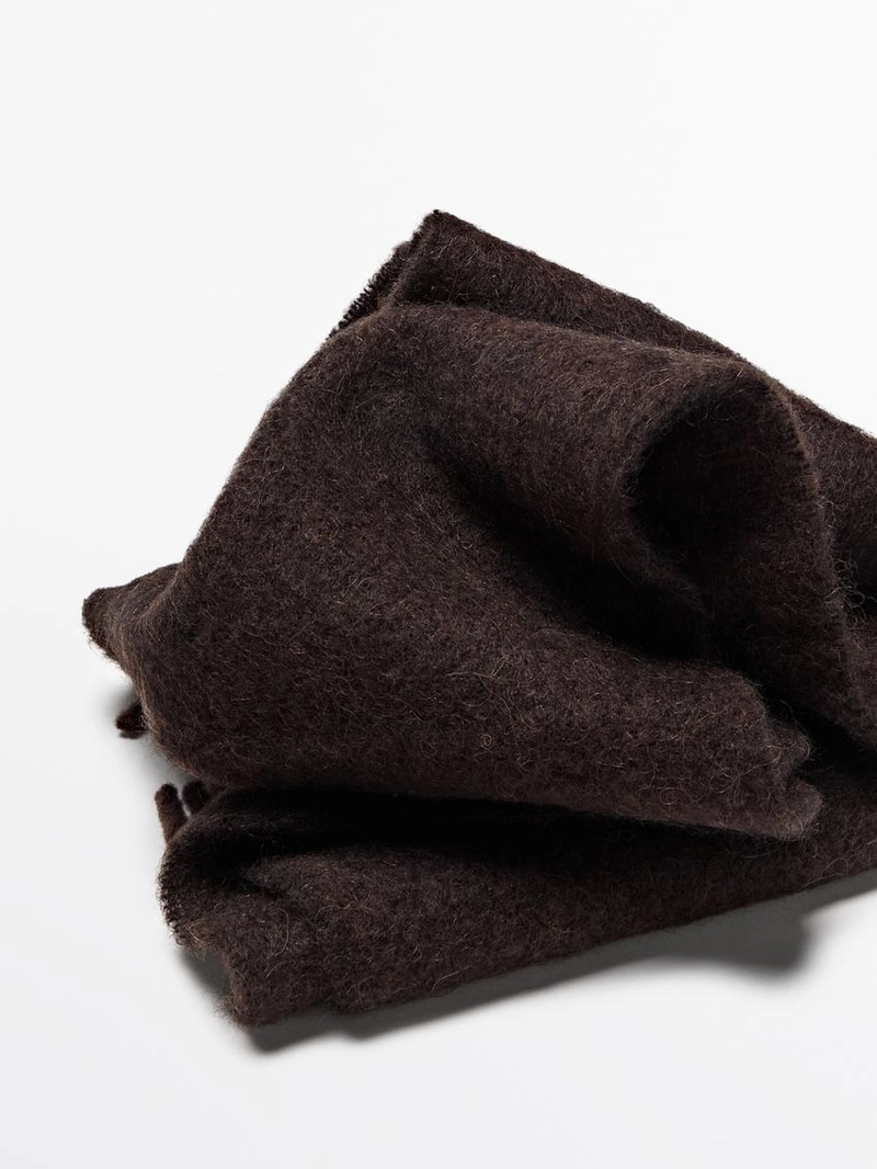 Шарф из альпаки и шерсти с бахромой