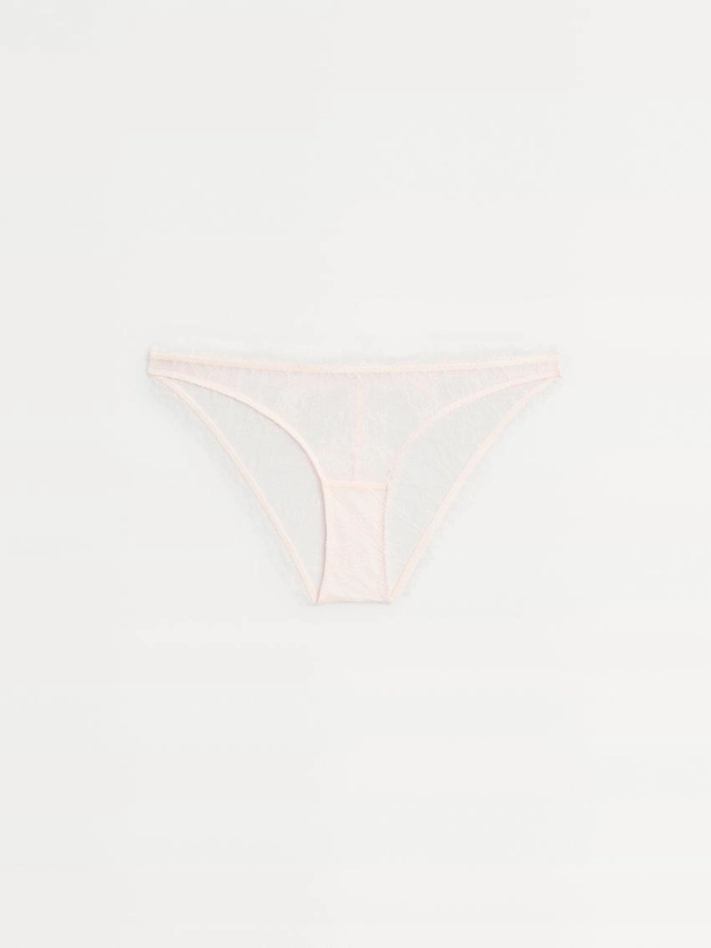 Трусы из кружева с рваными краями