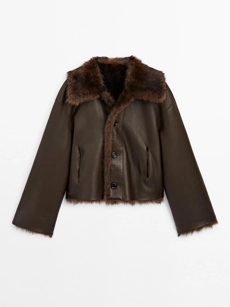 Короткое кожаное пальто с мехом