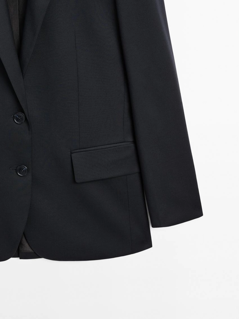 Пиджак из 100% экстра тонкой шерсти на две пуговицы