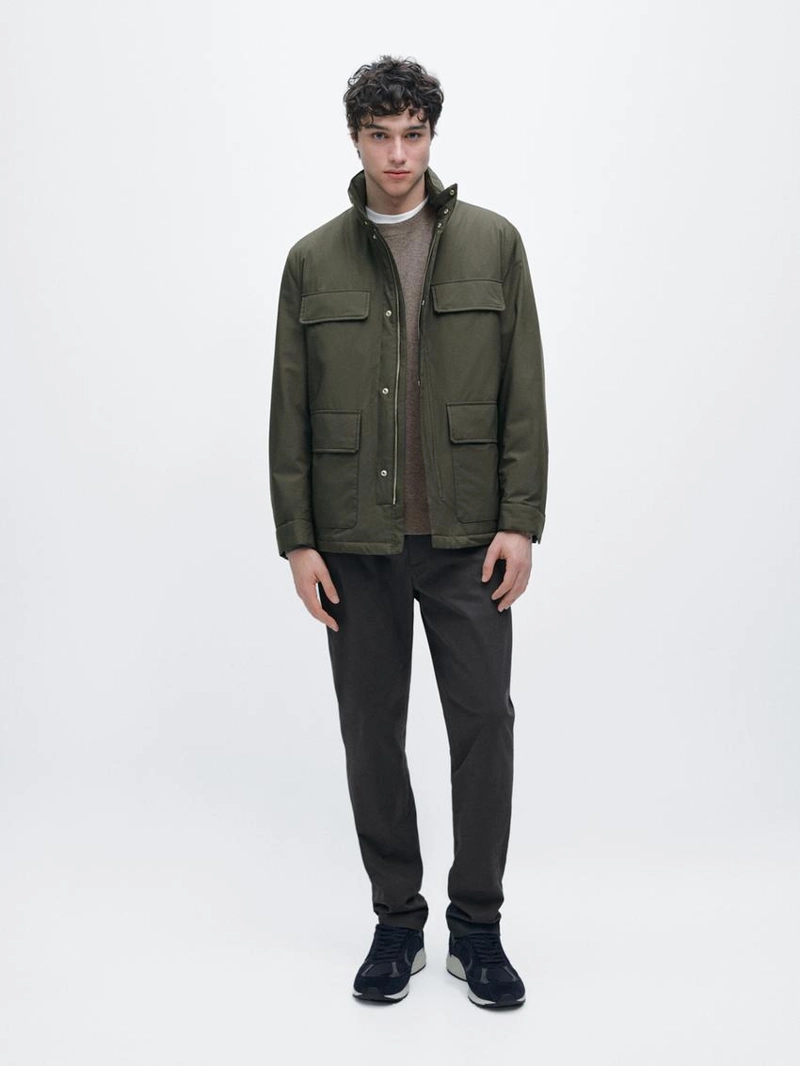 Пуховик с карманами и водоотталкивающей отделкой
