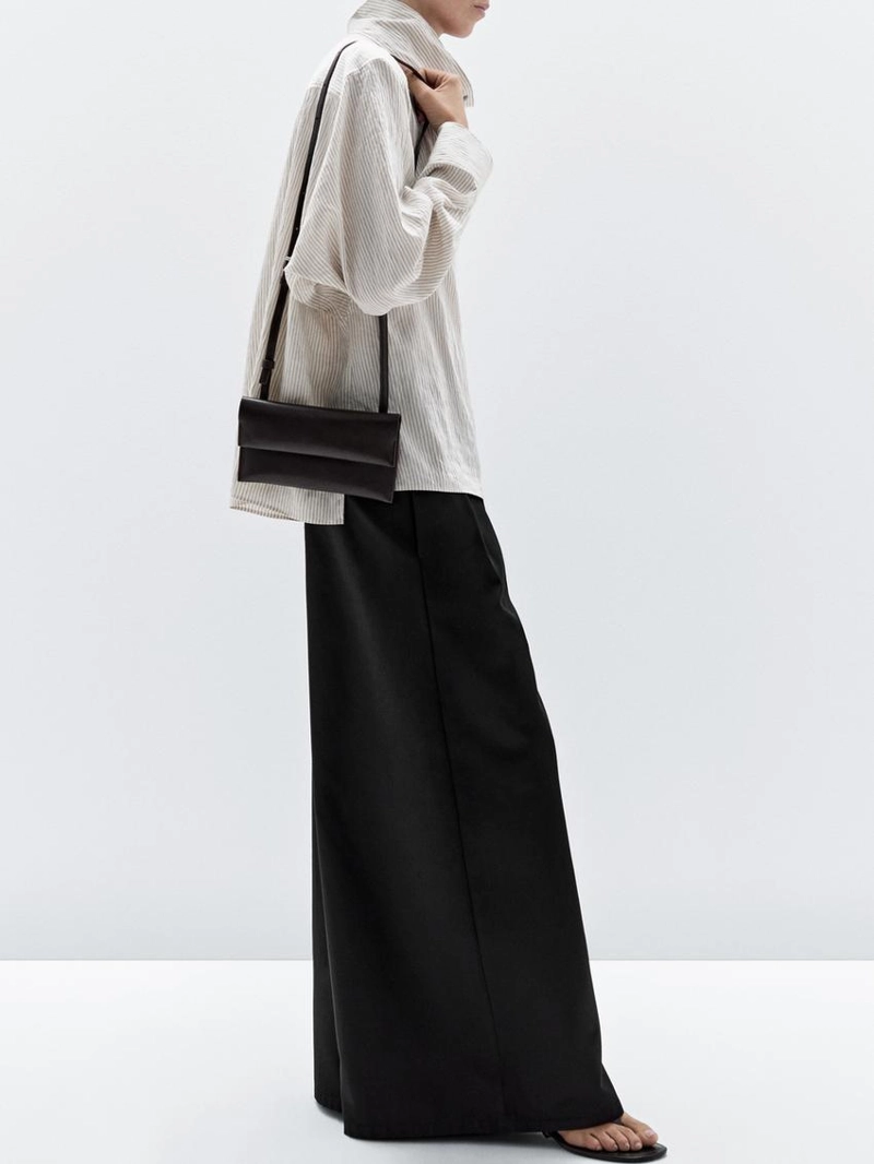 Сумка через плечо мини из натуральной кожи нубук