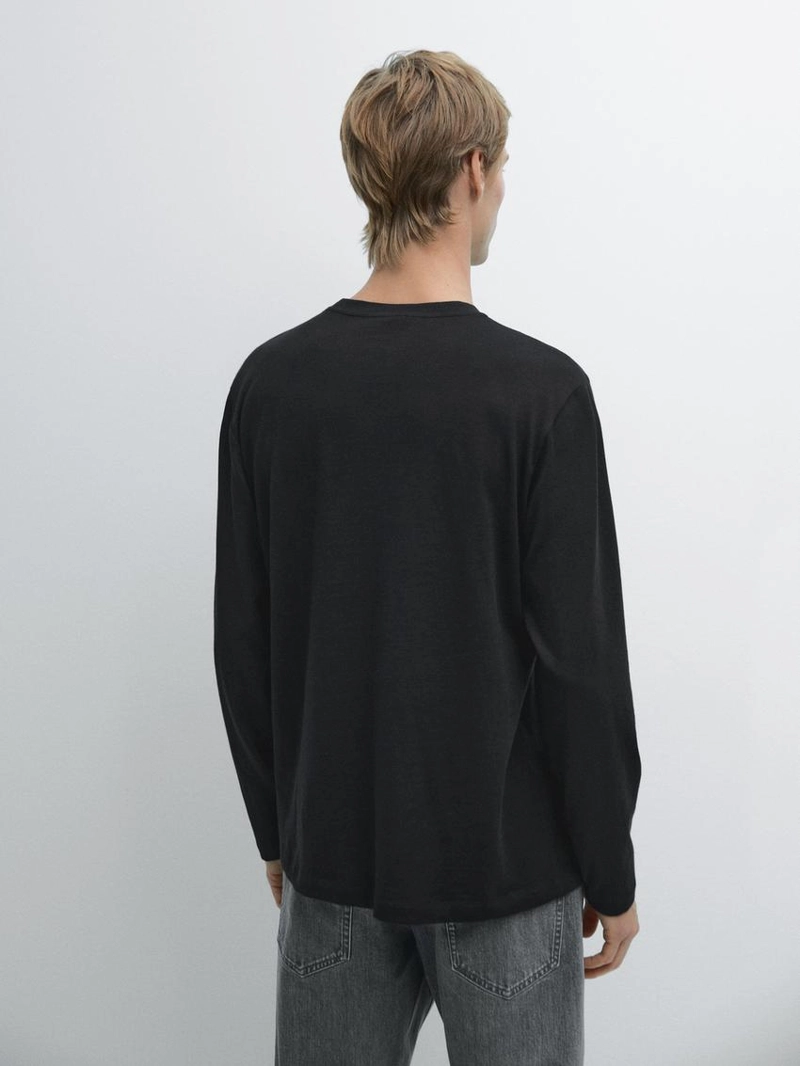 Футболка из хлопково-вискозного трикотажа с длинным рукавом