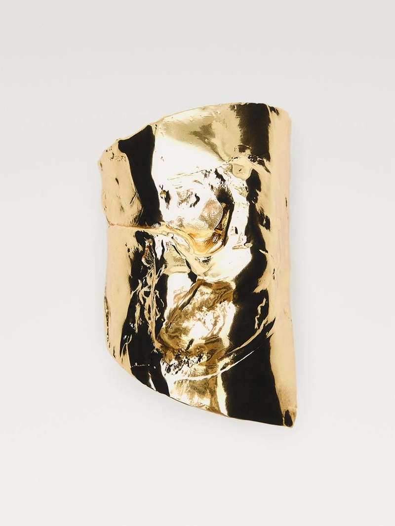 Неправильно формованный браслет