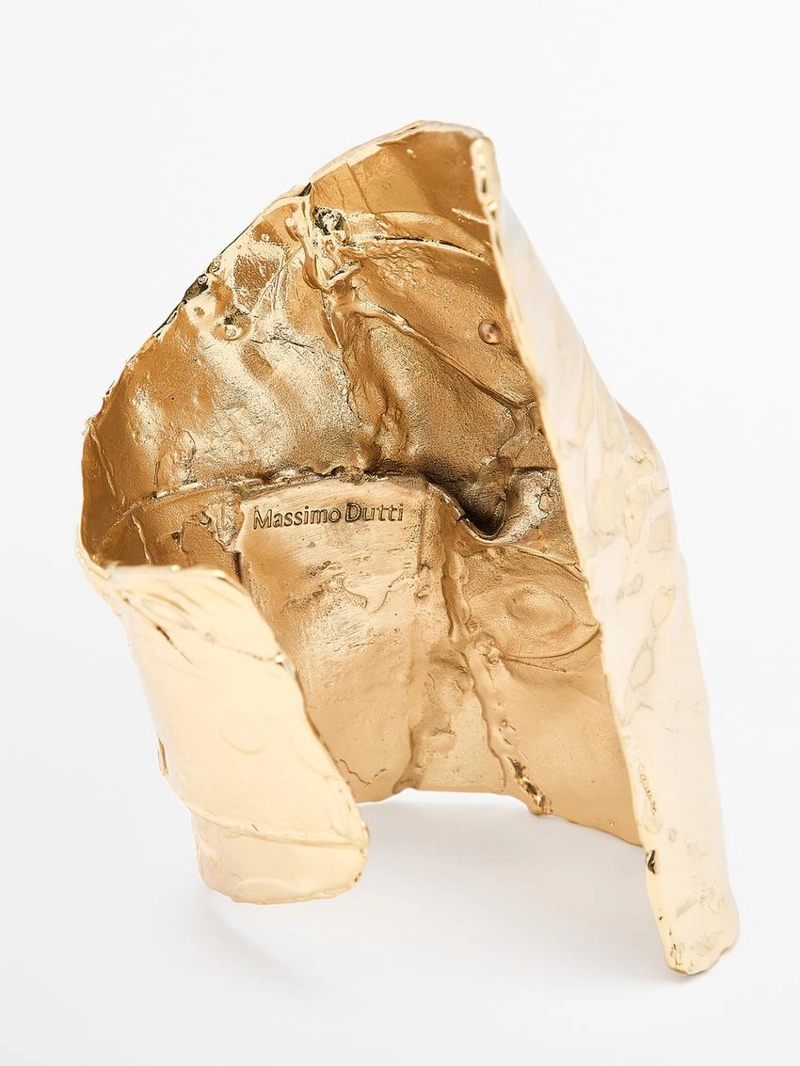 Неправильно формованный браслет