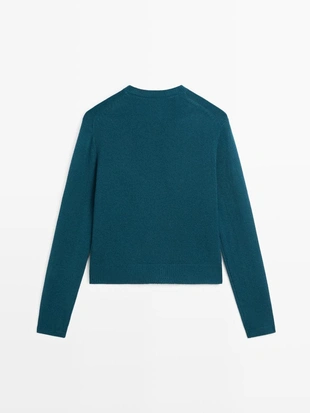 Кардиган из 100% шерсти с пуговицами в тон- Заказать в России