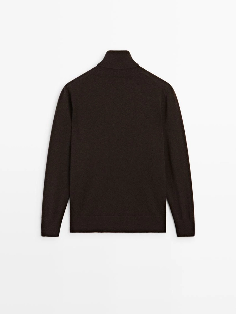 Вязанный свитер с высоким воротником из 100% кашемира