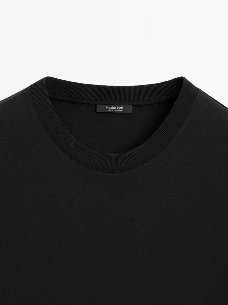 Футболка из 100% хлопка средней плотности