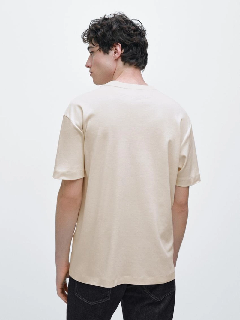 Футболка среднего веса из 100% хлопка