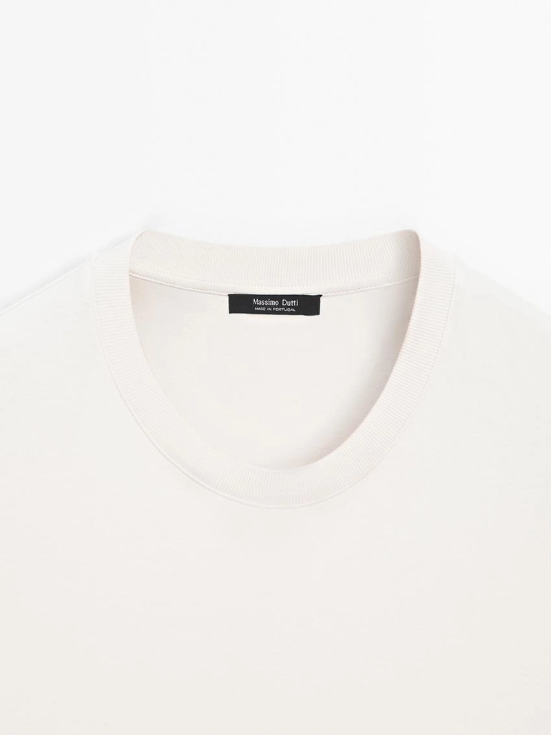 Футболка среднего веса из 100% хлопка