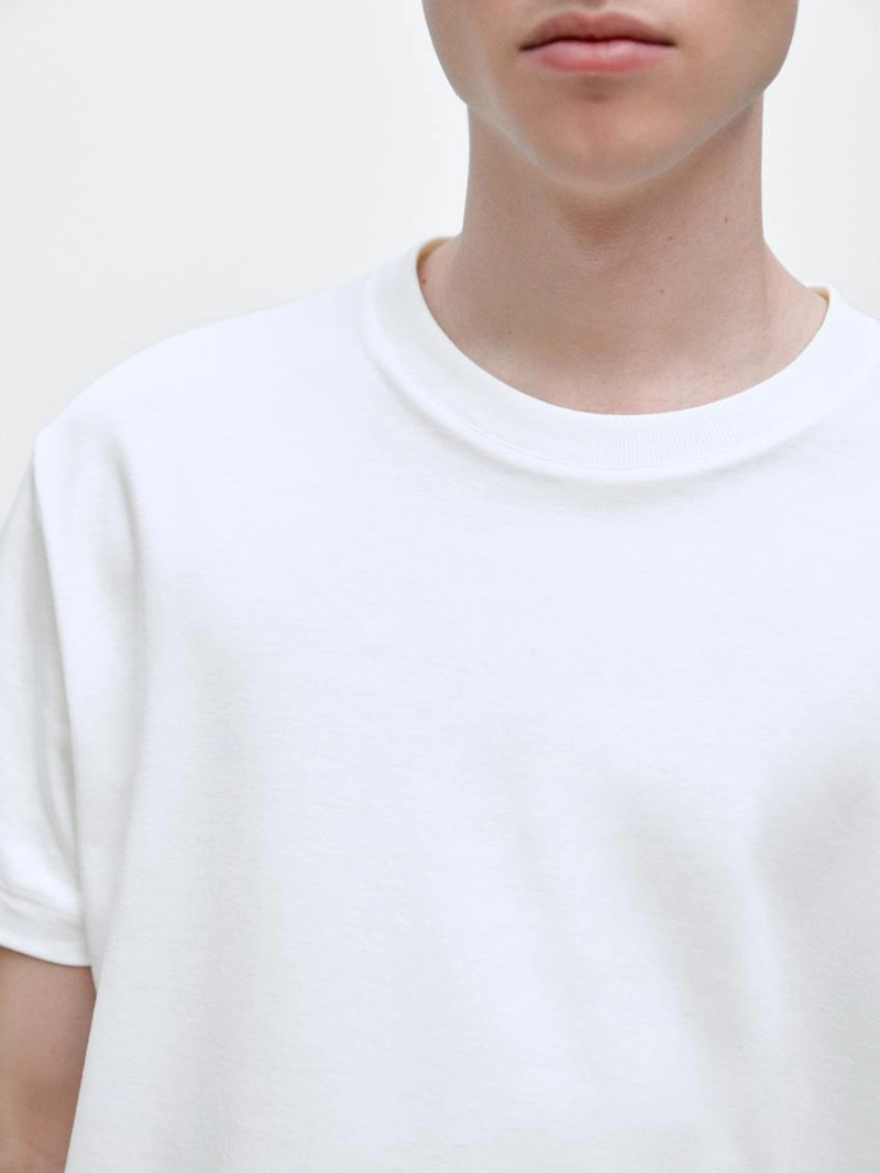 Футболка среднего веса из 100% хлопка