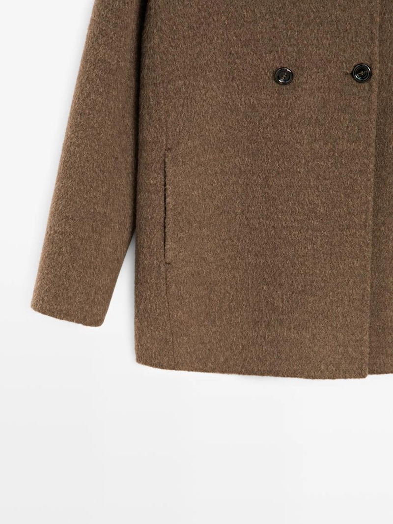 Пальто из шерстяно-шелковой смеси с двубортной застежкой