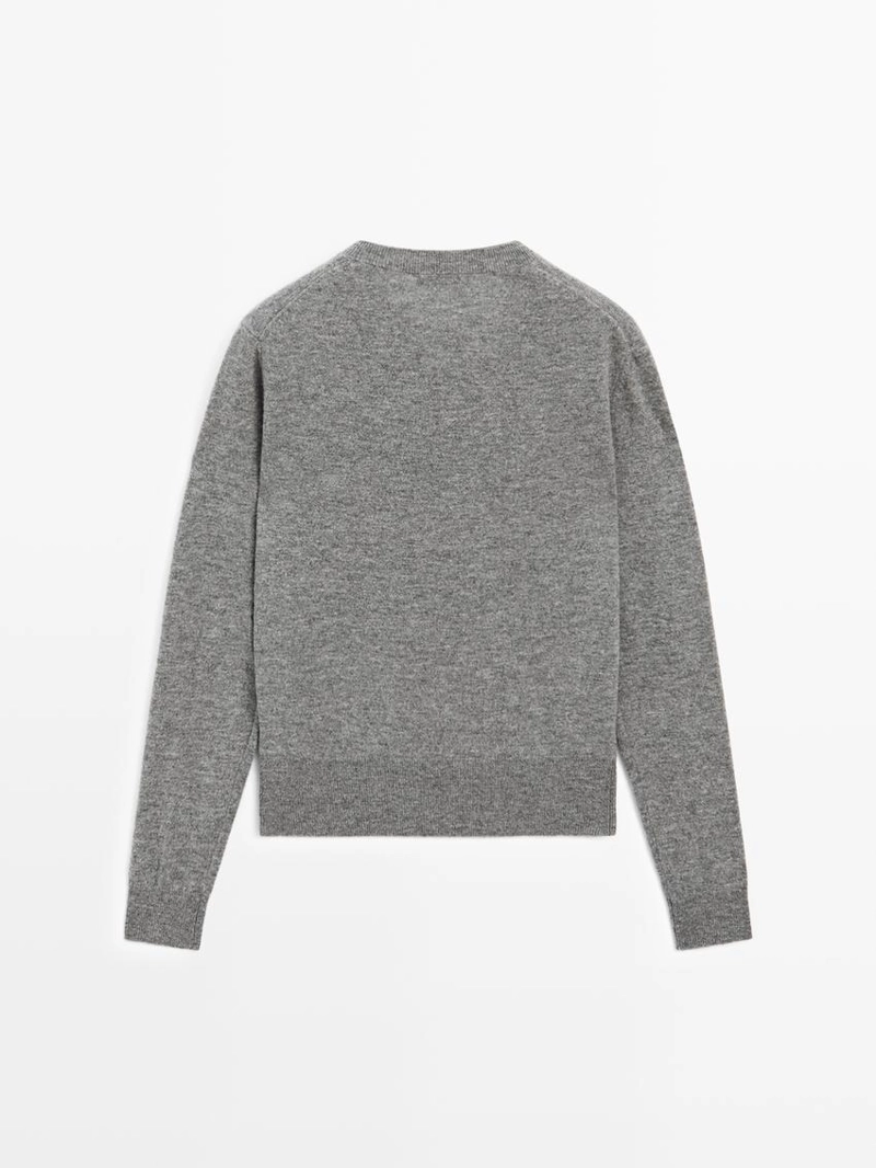 Свитер с v-образным вырезом из шерстяной смеси