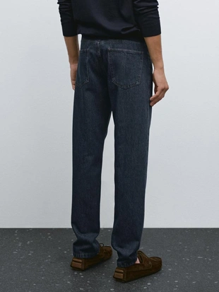 Джинсы с узкими брючинами- Заказать в России