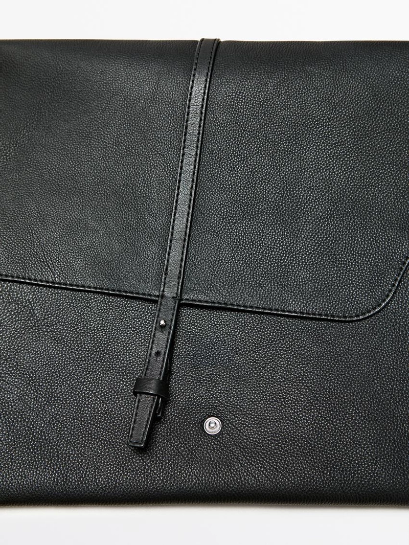 Чехол для ноутбука из кожи коровы с отделкой нубук