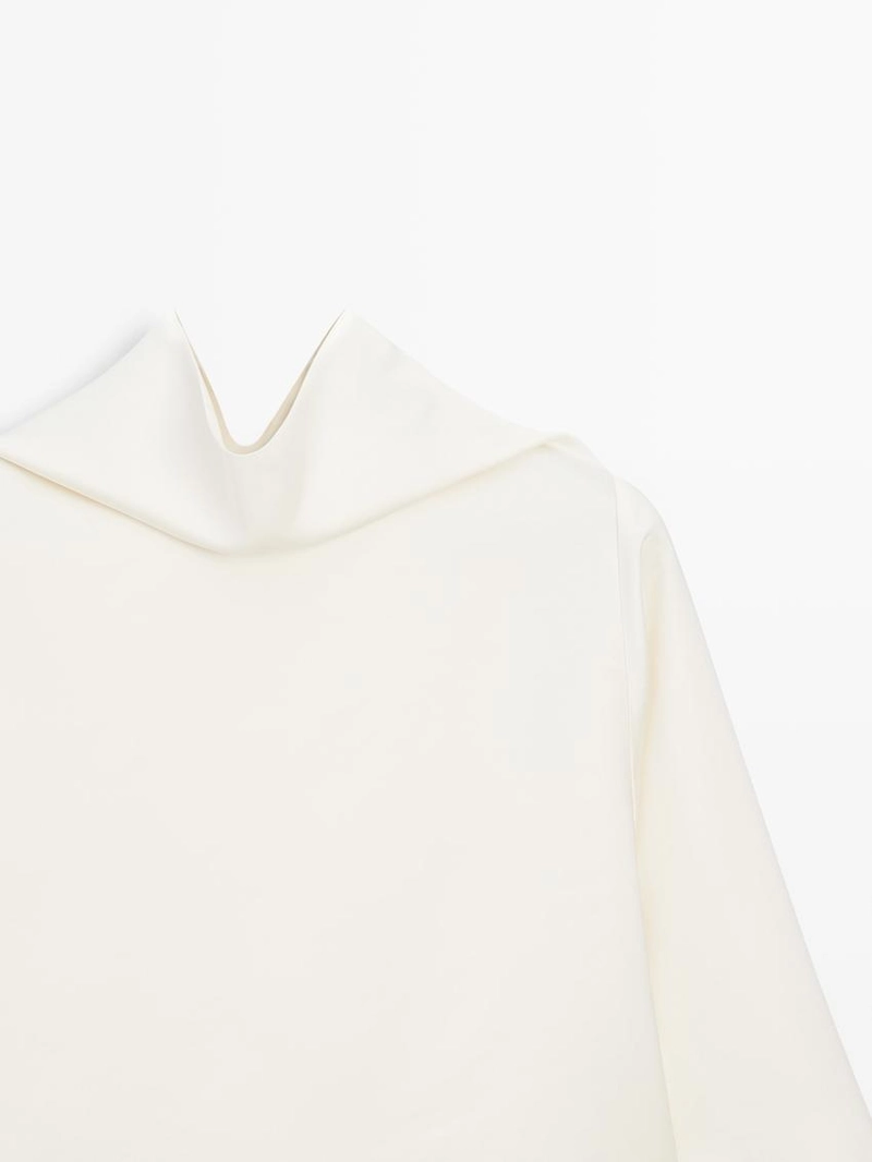 Блузка с v-образным вырезом - studio