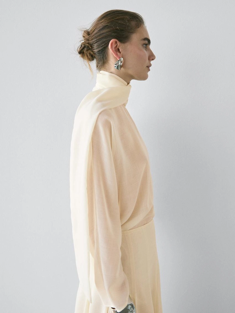 Блузка с завязкой - studio