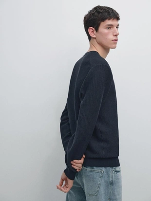 Свитер из текстурированной хлопковой смеси- Заказать в России