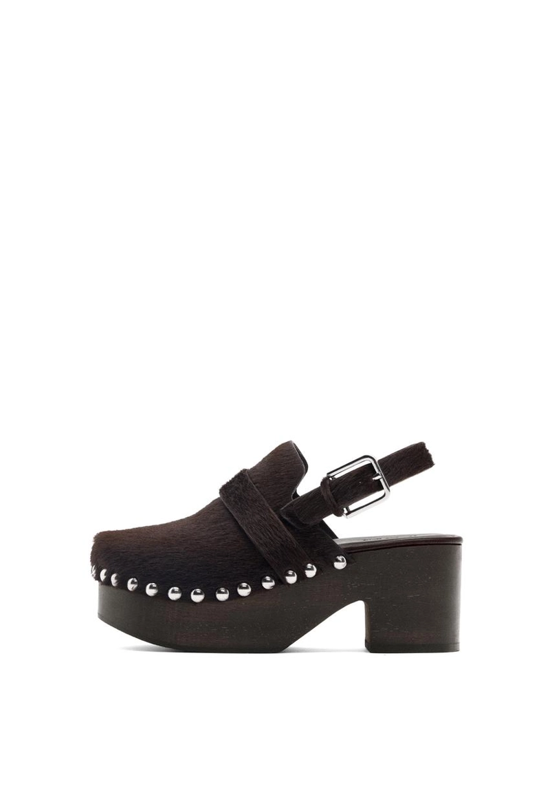 Сабо из кожи с меховым покрытием на деревянной подошве