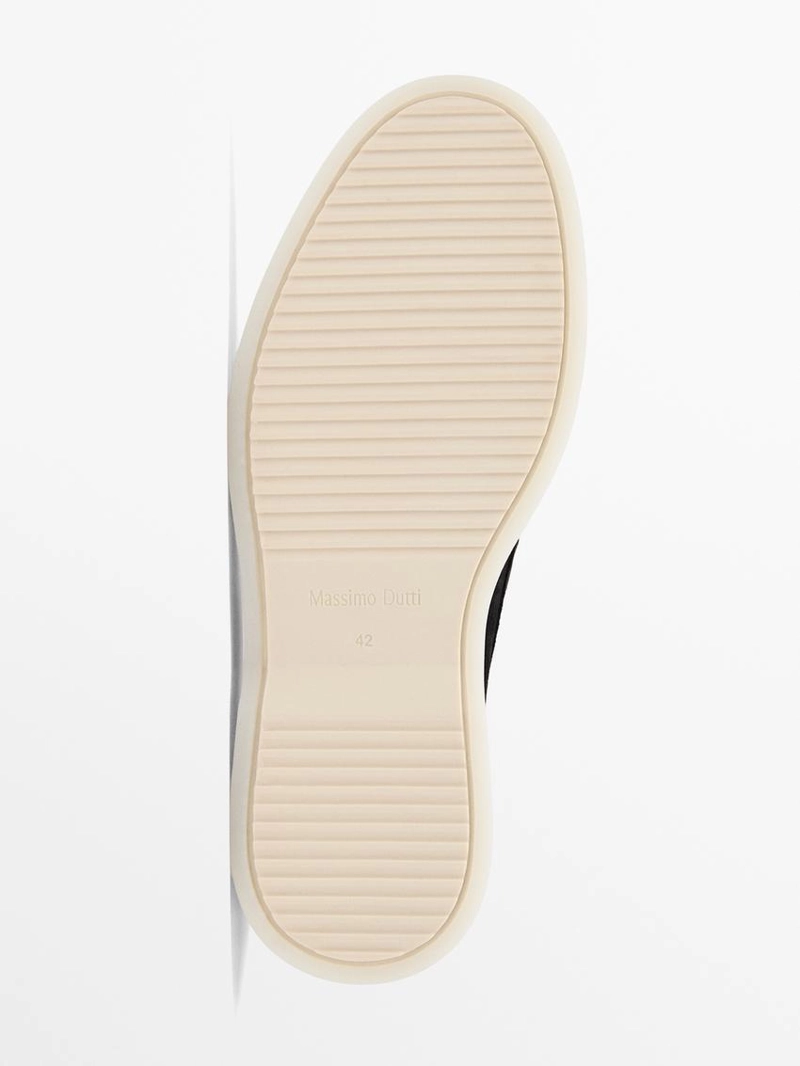 Лоферы из замши темно-синего цвета