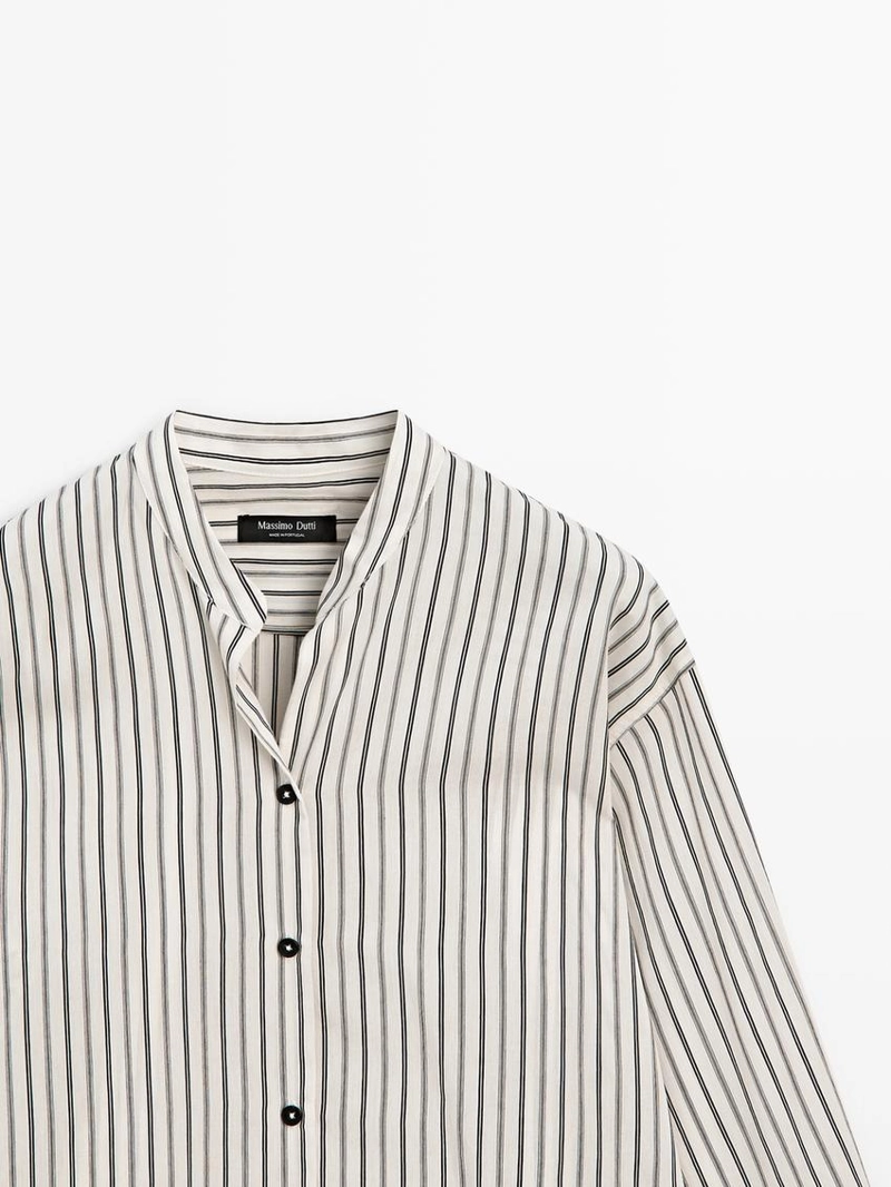 Рубашка с полосками и стойкой воротничок