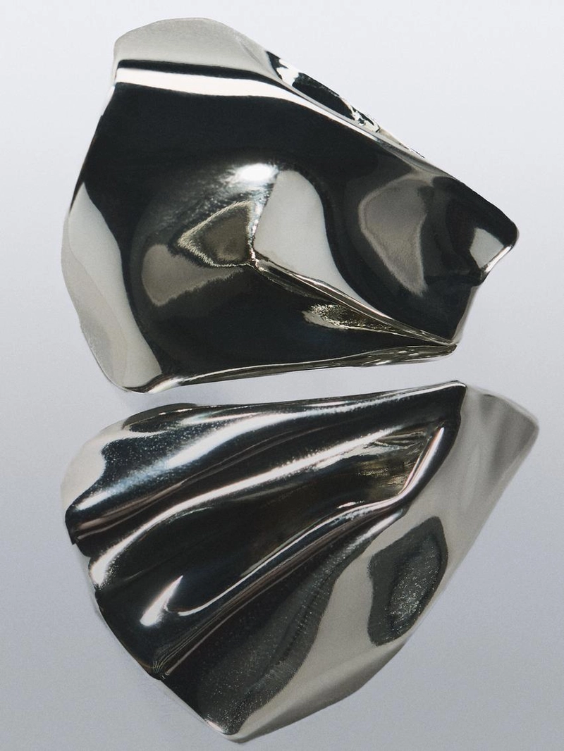 Средние серьги с складками