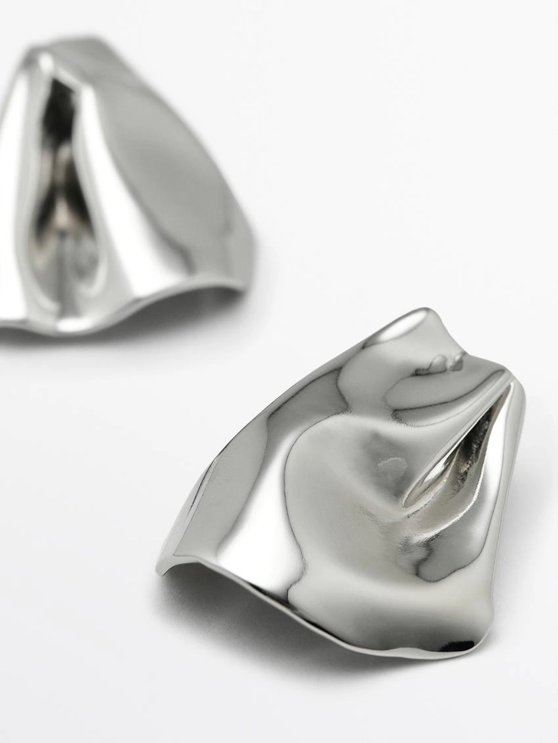 Средние серьги с складками