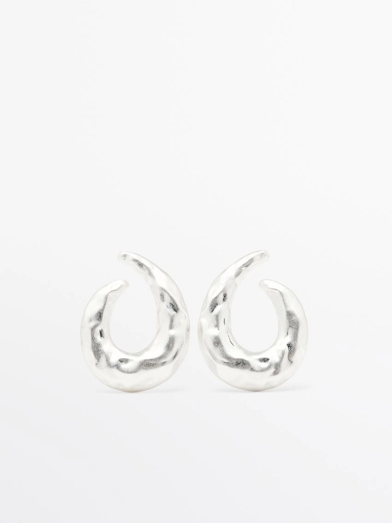 Серьги-кольца с текстурой